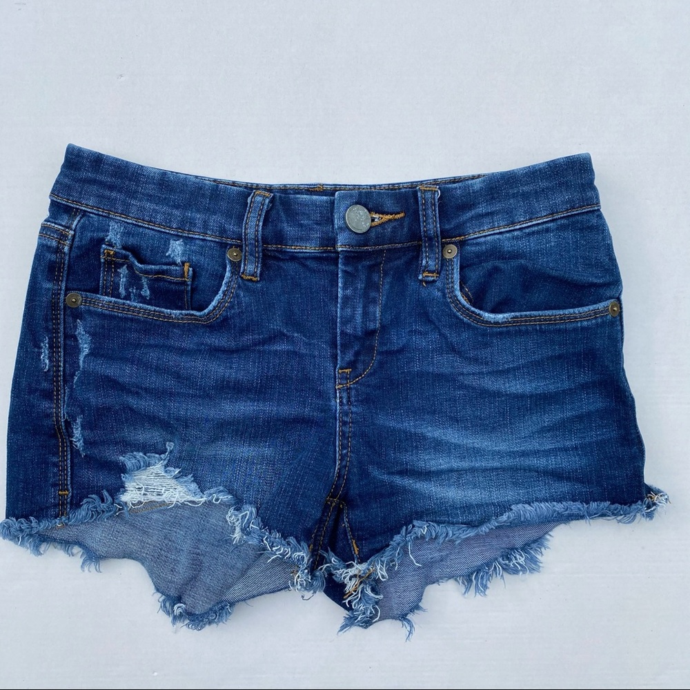 BLANK NYC Women The Essex Classic Cut-Off Short 24